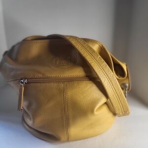 Stone Mountain Accessories Mustard Leather Handbag